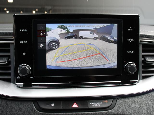 KIA Xceed 1.6 GDi PHEV DynamicLine | Navigatie | Camera | Climate Control | Cruise control adaptive | Lane assist | Lichtmetalen Velgen | Stoelverwarming