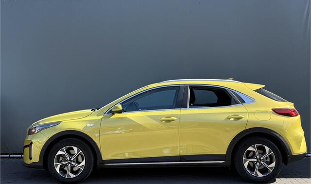 KIA Xceed BWJ 2023 1.0 T-GDi 120 PK ComfortLine APPLE CARPLAY / ANDROID AUTO / NAVI VIA APP / CLIMA / CRUISE / CAMERA / STOELVERW. / STUURVERW. / LMV / PDC