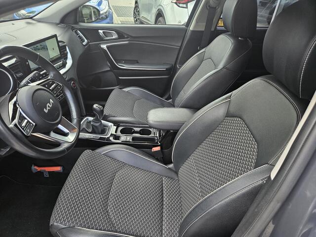 KIA Xceed 1.5 T-GDI MHEV DynamicLine Trekhaak/FABRIEKSGARANTIE T/M APRIL 2029 of 150.000km TREKGEWICHT 1410KG!!