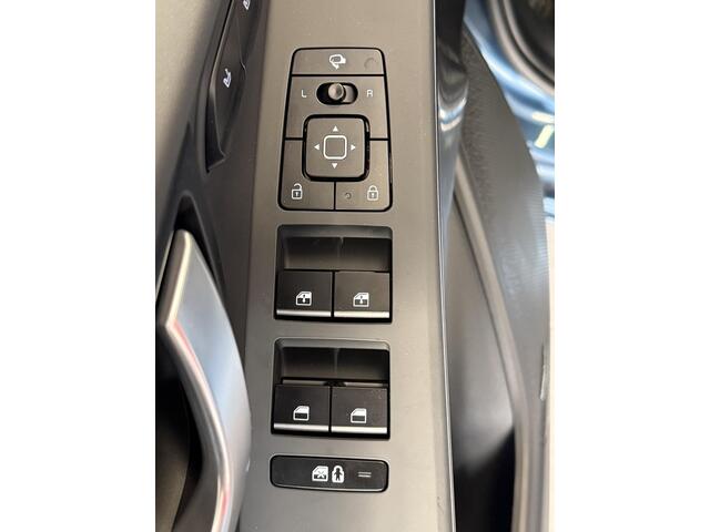 KIA e-Niro EV ExecutiveLine 64.8 kWh Slechts 4832 KM, Head-Up Display, 1e Eigenaar