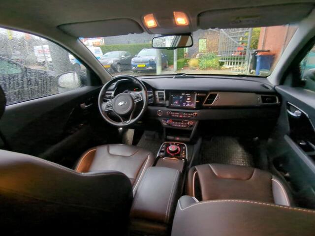 KIA e-Niro ExecutiveLine 64 kWh Vol leder Camera