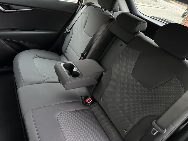 KIA e-Niro EV Light 64.8 kWh Nieuw uit voorraad leverbaar!