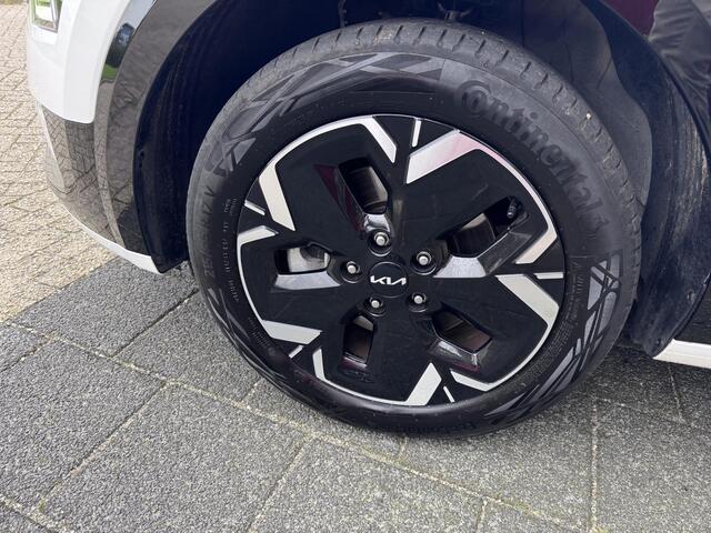 KIA e-Niro EV DynamicLine 64.8 kWh | Sensoren Voor/Achter | Adaptieve Cruise Control | Keyless | Metallic | Enz...