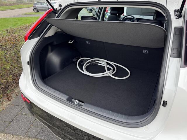 KIA e-Niro EV DynamicLine 64.8 kWh | Sensoren Voor/Achter | Adaptieve Cruise Control | Keyless | Metallic | Enz...