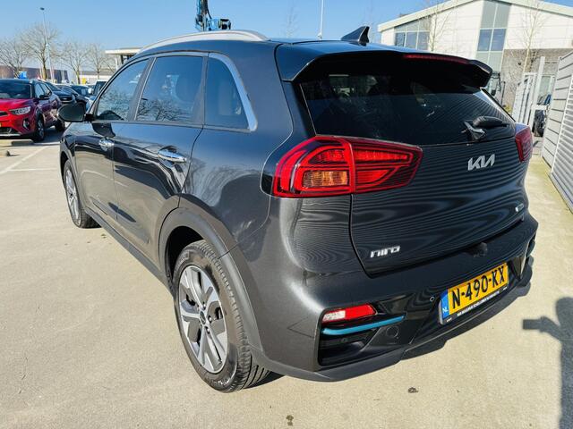 KIA e-Niro Edition 64 kWh NW geleverd & Onderhouden | Stoel&Stuurverw.| Privacyglass | Keyless