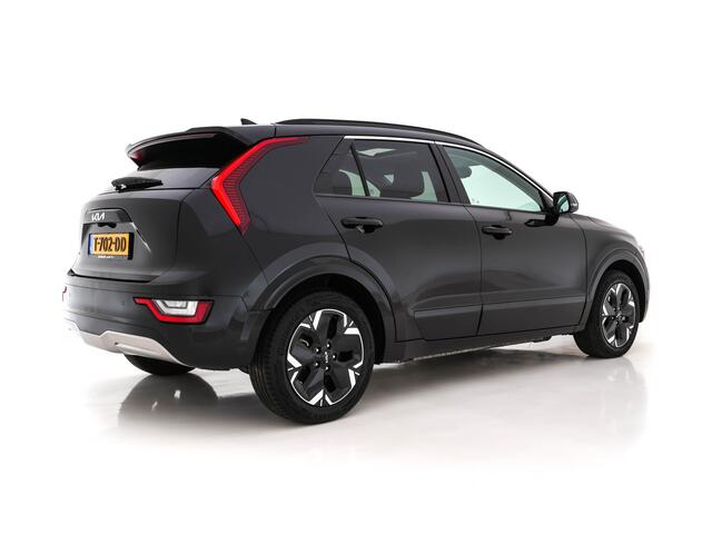 KIA e-Niro EV DynamicPlusLine 64.8 kWh [ 3-Fase ] (INCL-BTW) Aut. *PANO | HEAD-UP | LEATHER | DIGI-COCKPIT | NAVI-FULLMAP | DAB | ADAPT.CRUISE | CAMERA | COMFORT-SEATS | KEYLESS | DIGI-COCKPIT | SHIFT-PADDLES | HEATED-SEATS | CARPLAY | LANE-