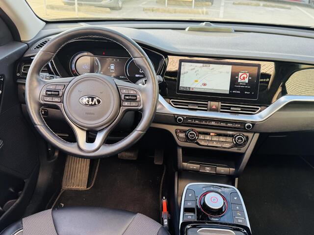 KIA e-Niro DynamicPlusLine 64 kWh Sunroof | Privacyglass | Keyless | Stoel& Stuurverw. | BTW auto