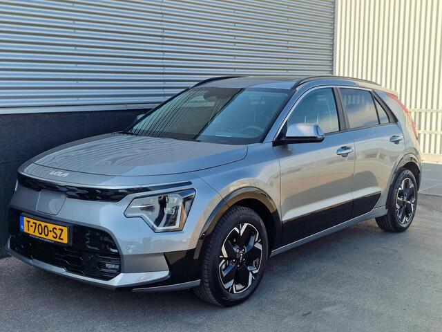 KIA e-Niro EV ExecutiveLine 64.8 kWh Schuif/kanteldak, 1e eign. Nieuw geleverd, Stoelkoeling, HUD, Dodehoekdetectie,