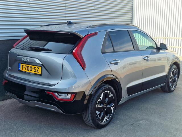 KIA e-Niro EV ExecutiveLine 64.8 kWh Schuif/kanteldak, 1e eign. Nieuw geleverd, Stoelkoeling, HUD, Dodehoekdetectie,