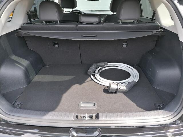 KIA e-Niro DynamicPlusLine 64 kWh | NAVI | SCHUIF/ KANTEL DAK | APPLE CARPLAY/ ANDROID AUTO | FABRIEKSGARANTIE | Wij bieden ook financiering mogelijkheden aan.