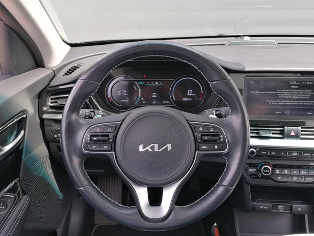 KIA e-Niro DynamicPlusLine 64 kWh | NAVI | SCHUIF/ KANTEL DAK | APPLE CARPLAY/ ANDROID AUTO | FABRIEKSGARANTIE | Wij bieden ook financiering mogelijkheden aan.