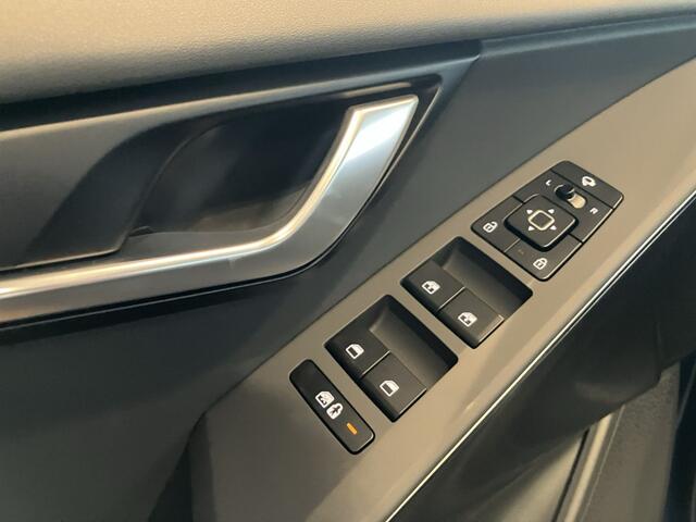 KIA e-Niro EV Air 64.8 kWh | NIEUWE AUTO | SNEL RIJDEN! | Parkeercamera | Navigatie | Climatronic | AndroidAuto / Apple Carplay | Leder |