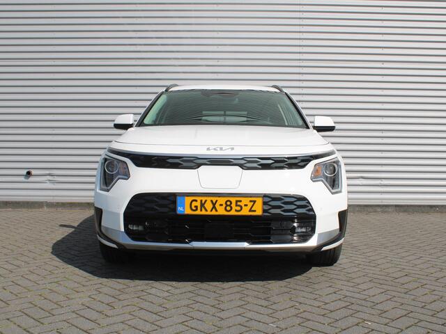 KIA e-Niro EV Light Advanced 64.8 kWh | Cargo uitvoering | Stuur-/stoelverwarming | Camera | Cruise adapt. | 17" LM | Clima |
