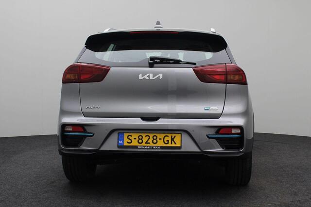 KIA e-Niro Edition 64 kWh 2022 | Navigatie | Camera | Carplay | DAB Radio | Stuurwiel Bediening | Cruise Control | Stoelverwarming | Elektrische Ramen | Achteruitrij Camera | Boekjes
