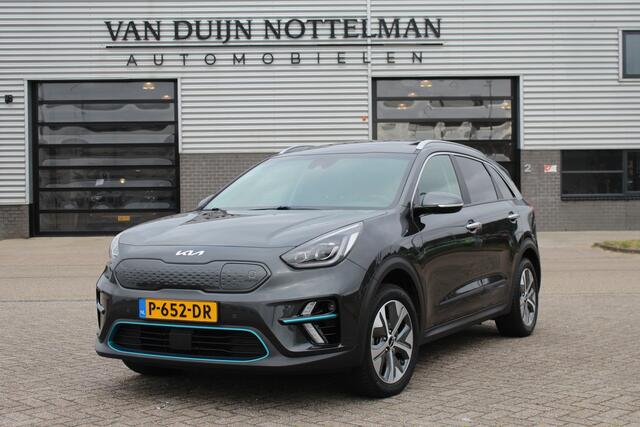 KIA e-Niro DynamicPlusLine 64 kWh / Carplay / Schuifdak / Keyless / N.A.P.