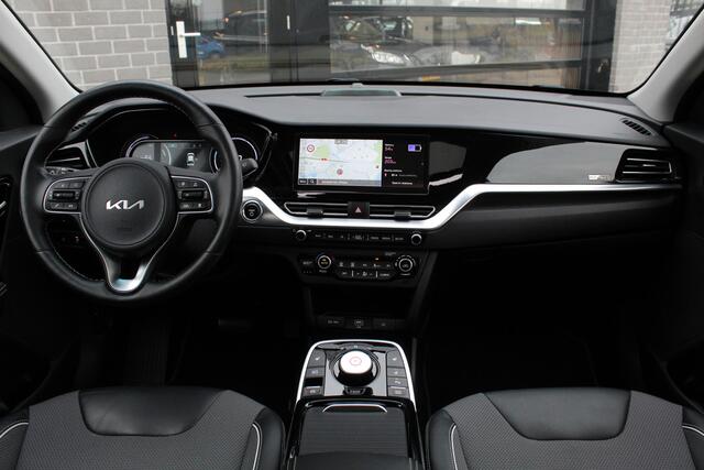 KIA e-Niro DynamicPlusLine 64 kWh / Carplay / Schuifdak / Keyless / N.A.P.