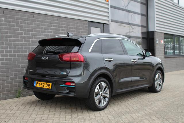 KIA e-Niro DynamicPlusLine 64 kWh / Carplay / Schuifdak / Keyless / N.A.P.