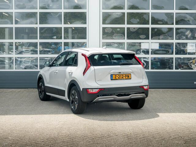 KIA e-Niro EV Light Edition 64.8 kWh | Navigatie | Achteruitrijcamera | Airco | Cruise control Adaptieve |