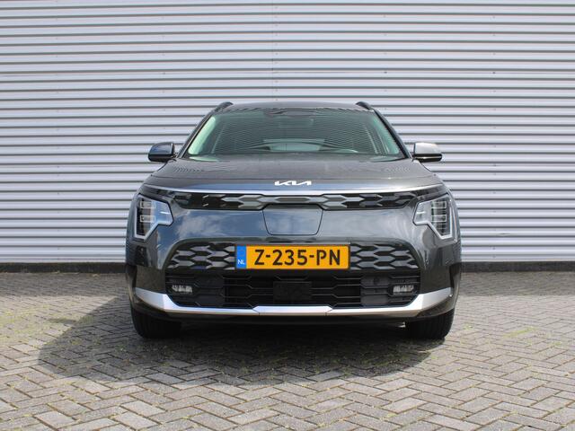 KIA e-Niro EV Edition Advanced 64.8 kWh | Stuur-/stoelverwarming | Elektr. stoelverstelling | Camera | Cruise adapt. | 17"LM | Clima | All season |