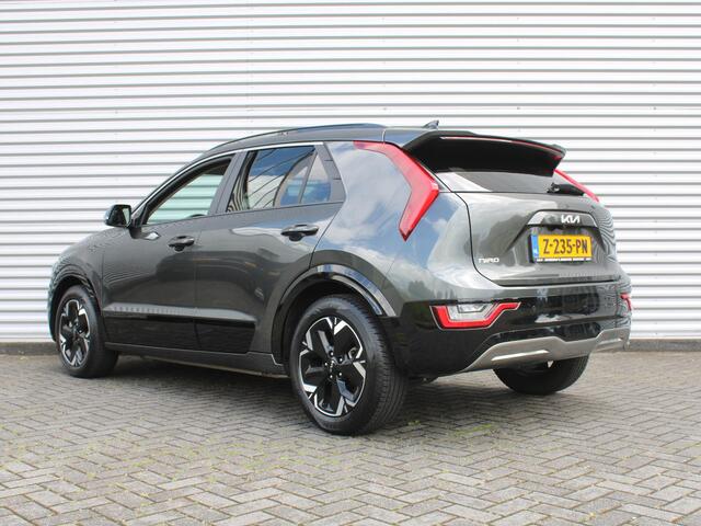 KIA e-Niro EV Edition Advanced 64.8 kWh | Stuur-/stoelverwarming | Elektr. stoelverstelling | Camera | Cruise adapt. | 17"LM | Clima | All season |