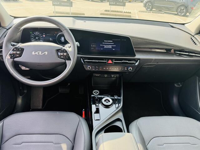 KIA e-Niro EV Air 64.8 kWh Demo auto ! | Informeer altijd even of de auto aanwezig is ! Km stand kan iets variëren!
