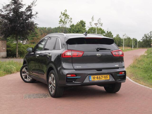 KIA e-Niro ExecutiveLine 64 kWh | Camera | Apple Carplay | Cruise Control | JBL | Leer |