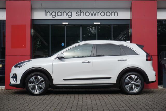 KIA e-Niro ExecutiveLine 64 kWh | Origineel NL | Incl. BTW | Camera | JBL Sound | ACC | Leder |