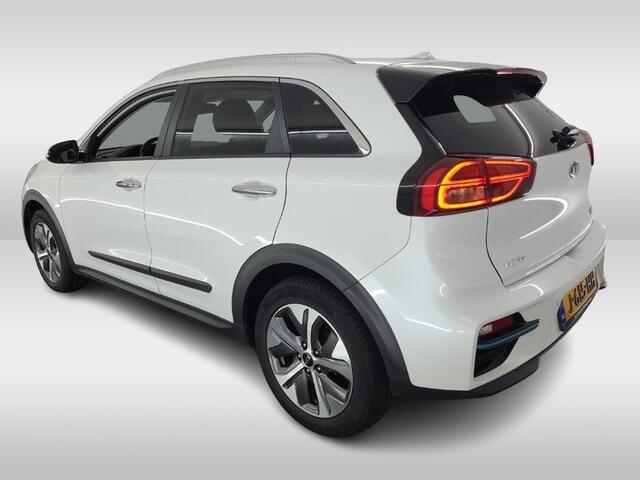 KIA e-Niro ExecutiveLine 64 kWh (204 PK) 1e-Eig. & Dealer-Onderh. BOVAG-Garantie. NL-Auto.