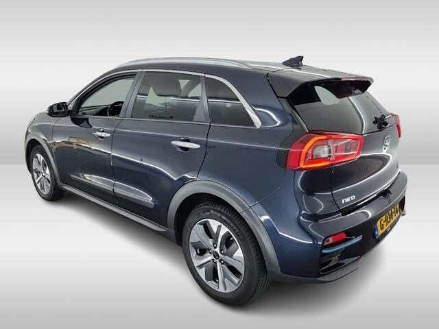 KIA e-Niro ExecutiveLine 64 kWh (204 PK) 1e-Eig. & Dealer-Onderh. BOVAG-Garantie. NL-Auto.