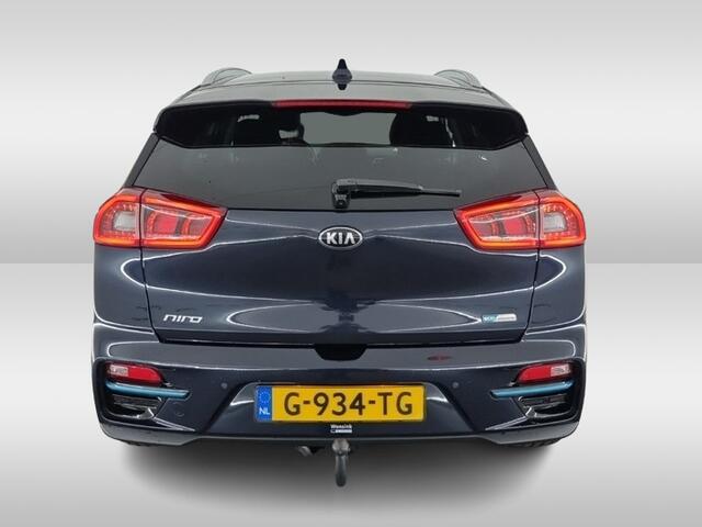 KIA e-Niro ExecutiveLine 64 kWh (204 PK) 1e-Eig. & Dealer-Onderh. BOVAG-Garantie. NL-Auto.