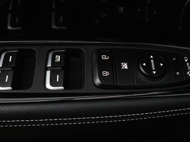 KIA e-Niro DynamicLine 64 kWh | Camera | Stoelverwarming | Adaptive Cruise Control | Nederlandse Auto | NAP |