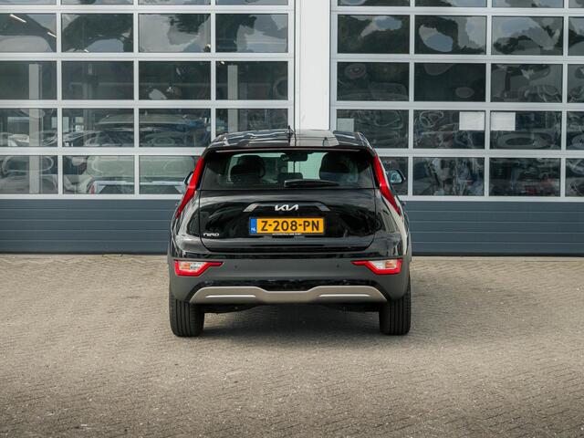 KIA e-Niro EV Light Edition 64.8 kWh | Navigatie | Achteruitrijcamera | Airco | Cruise control Adaptieve |