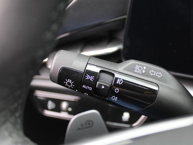 KIA e-Niro EV Edition Advanced 64.8 kWh | Stuur-/stoelverwarming | Elektr. stoelverstelling | Camera | Cruise adapt. | 17"LM | Clima |