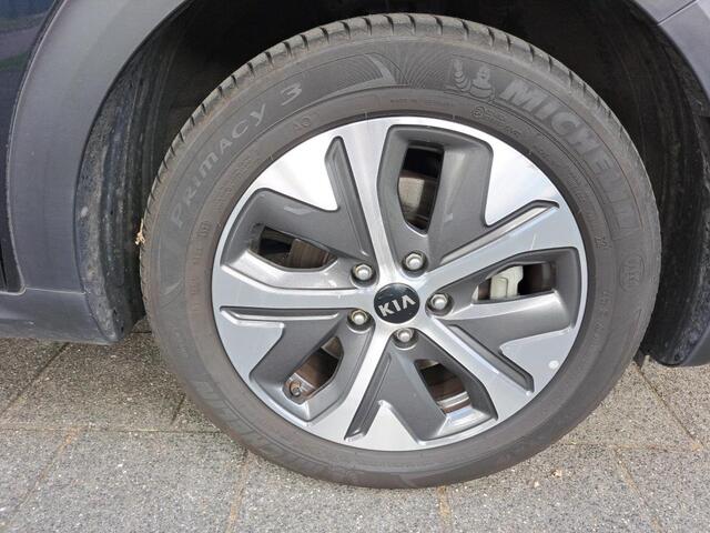 KIA e-Niro DynamicLine 64 kWh 1/2 LEDER | CAMERA | NL-AUTO
