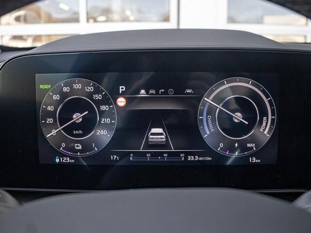 KIA e-Niro EV Air 64.8 kWh | Op voorraad | Direct rijden | Clima | Camera | Apple Carplay | Stoel&Stuur Verwarming