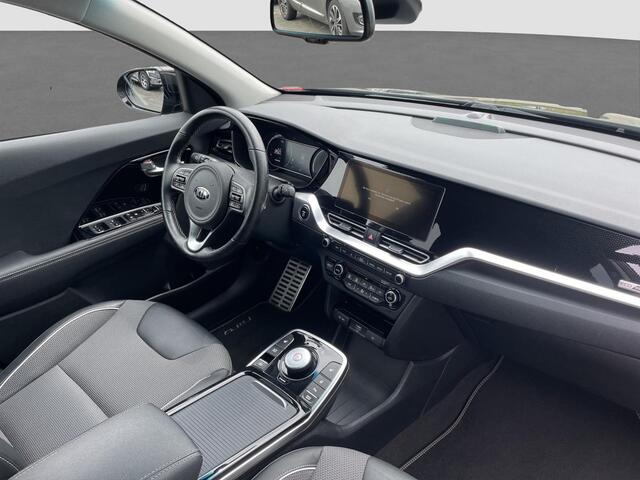 KIA e-Niro DynamicPlusLine 64 kWh Dealer onderhouden | Keyless | Blindspot | Camera | Apple Carplay