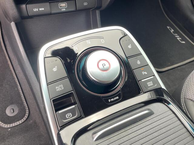 KIA e-Niro DynamicPlusLine 64 kWh Dealer onderhouden | Keyless | Blindspot | Camera | Apple Carplay