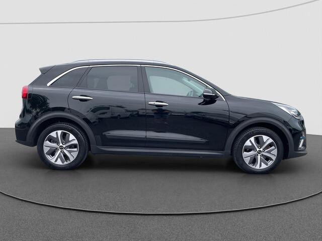 KIA e-Niro DynamicPlusLine 64 kWh Dealer onderhouden | Keyless | Blindspot | Camera | Apple Carplay