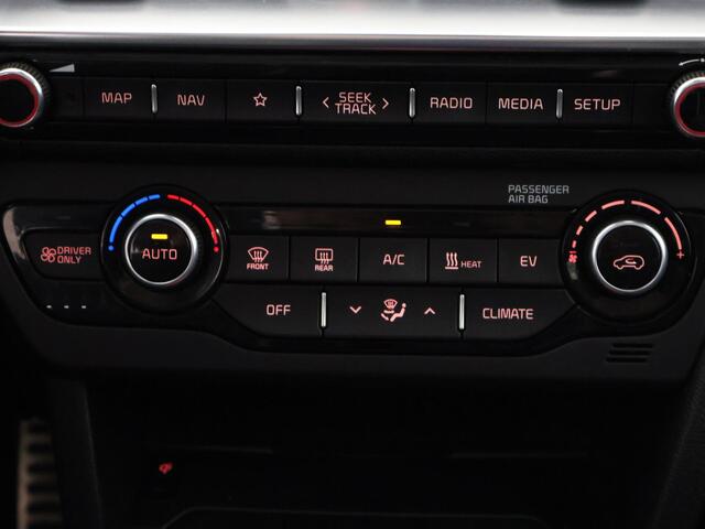 KIA e-Niro ExecutiveLine 64 kWh | Stoelventilatie & -Verwarming | Navigatie | Leder |