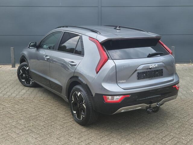 KIA e-Niro EV Light Advanced 64.8 kWh | Voorraadactie | Stoel / Stuurverwarming | Sfeerverlichting | Parkeercamera | Navigatie |