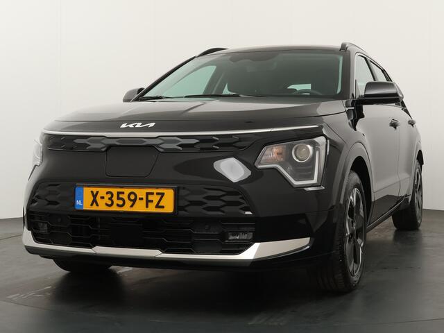 KIA e-Niro EV DynamicLine 64.8 kWh - SOH 99,3% - Navigatie - Parkeersensoren voor en achter - Adaptieve cruise control - Fabrieksgarantie tot 11-2030