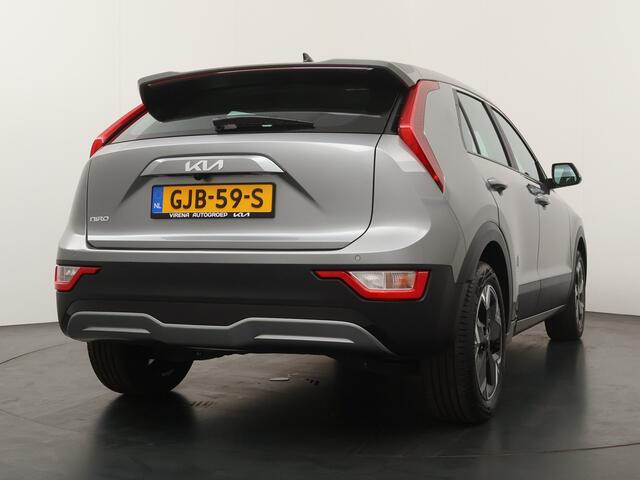 KIA e-Niro EV Light Edition 64.8 kWh - SOH 99,5% - Achteruitrijcamera - Parkeersensoren achter - Navigatie - Apple Carplay / Android Auto - Fabrieksgarantie tot 08-2031