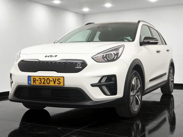 KIA e-Niro 64kWh Edition (SOH 100%) - Zwarte wrap - Navigatie - Camera - Stoel- en stuurverwarming - Adaptive cruise control - Fabrieksgarantie tot 04-2029