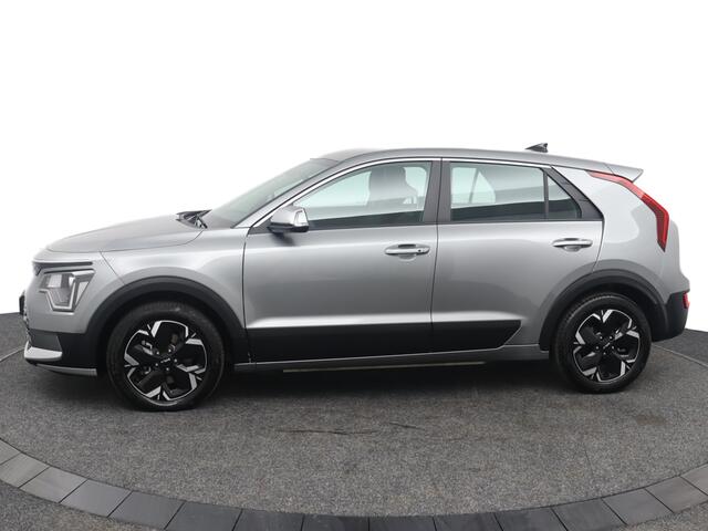 KIA e-Niro EV Light Edition 64.8 kWh - SOH 99% - Navigatie - Climate Control - Apple Carplay/Android Auto - Parkeersensoren achter - Fabrieksgarantie tot 05-2031