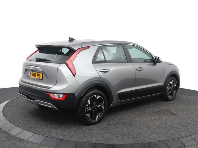 KIA e-Niro EV Light Edition 64.8 kWh - SOH 99% - Navigatie - Climate Control - Apple Carplay/Android Auto - Parkeersensoren achter - Fabrieksgarantie tot 05-2031