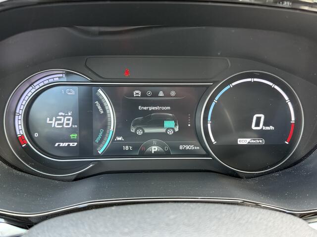 KIA e-Niro DynamicPlusLine 64 kWh 3-Fase, Schuif-/kanteldak, Navi, Camera