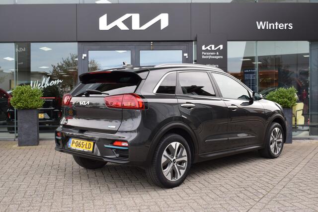 KIA e-Niro ExecutiveLine 64 kWh 3-Fase | Cruise Control Adaptief | Navigatie | Camera |SchuifKanteldak | Leder | Stoel+StuurVerwarming | Tot 10Jr. Kia-Garantie