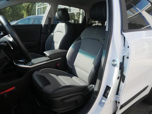 KIA e-Niro Edition 64 kWh | Cruise | Clima | Camera | Carplay | Navi | Stoel-stuurverwarming |