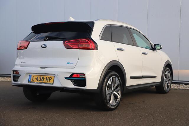 KIA e-Niro DynamicPlusLine Incl. BTW Schuifdak Keyless Half Leder Navigatie Achteruitrijcamera Stuur & Stoelverwarming Carplay Android