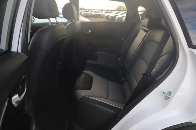 KIA e-Niro DynamicPlusLine Incl. BTW Schuifdak Keyless Half Leder Navigatie Achteruitrijcamera Stuur & Stoelverwarming Carplay Android